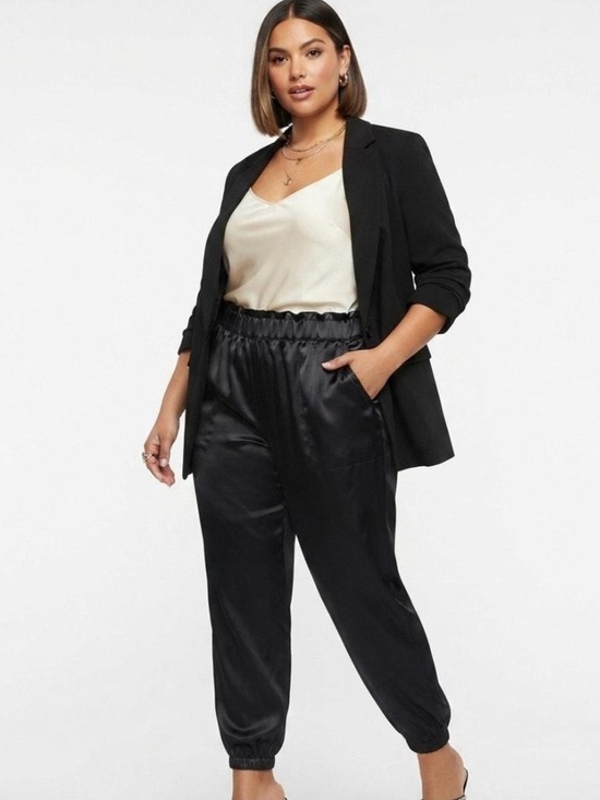 Lane Bryant Pants - NWT Lane Bryant Satin Jogger Pants Black High Rise Size 16